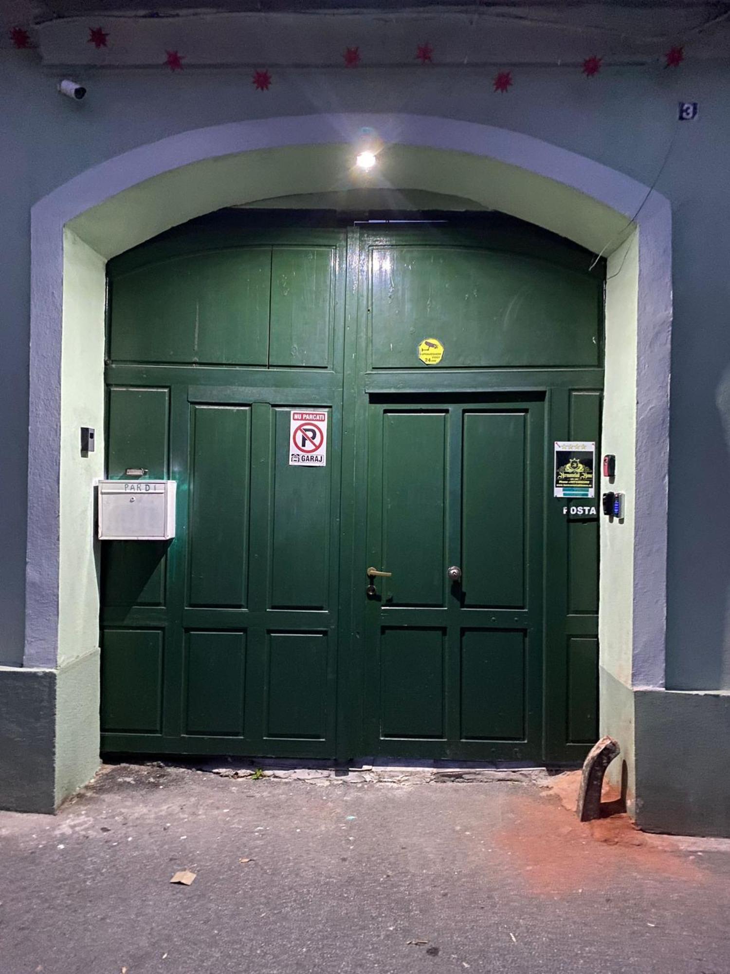 Hh Sibiu Apartment Экстерьер фото